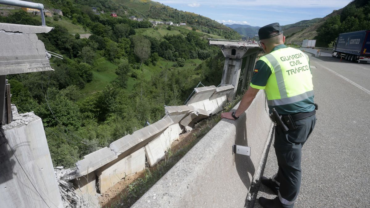 Abre el nuevo desvío del viaducto de Castro en la A-6 que reduce a la mitad el trayecto Abre el nuevo desvío del viaducto de Castro en la A-6 que reduce a la mitad el trayecto