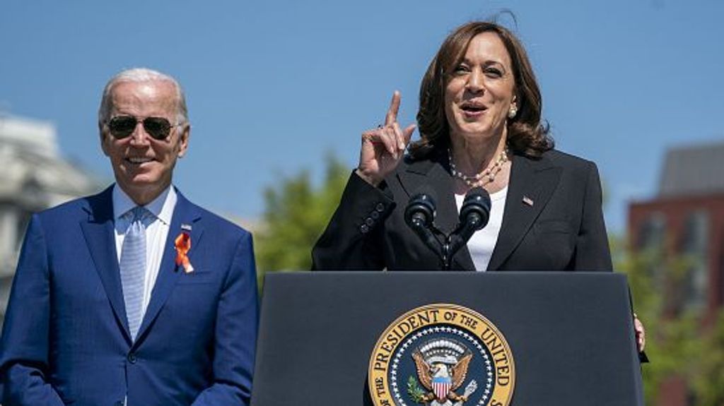Joe Biden y Kamala Harris en una declaración en la Casa Blanca