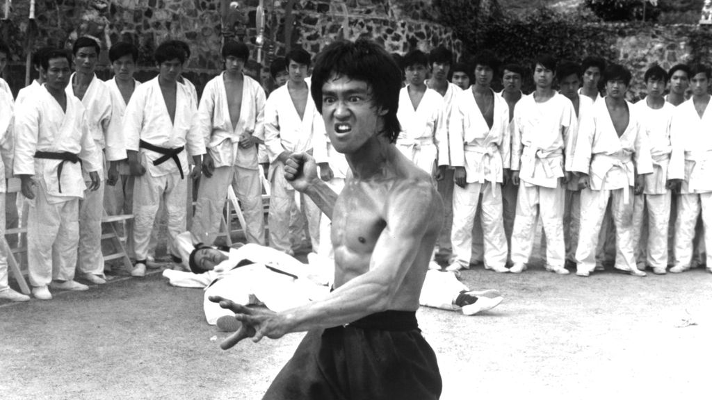 Bruce Lee, estrella del cine de acción y maestro en artes marciales, murió el 20 de julio de 1973