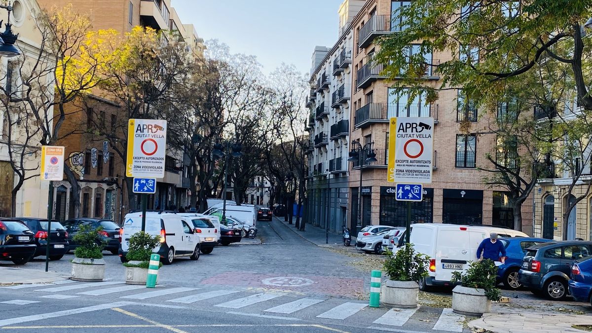 El bote recaudado por las cámaras de la APR de Ciutat Vella asciende a casi un millón de euros en multas El bote recaudado por las cámaras de la APR de Ciutat Vella asciende a casi un millón de euros en multas