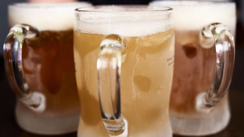 Por qué no es aconsejable congelar las copas de cerveza en verano