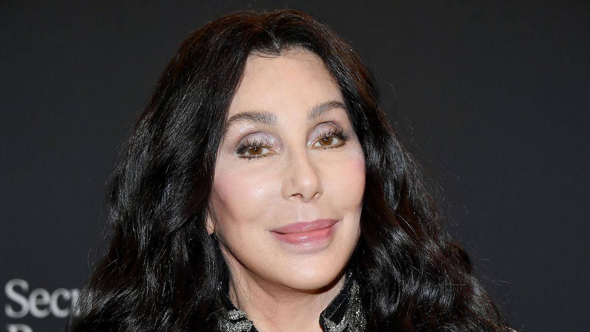 La cantante estadounidense Cher ha revelado que sufrió tres abortos espontáneos en su juventud