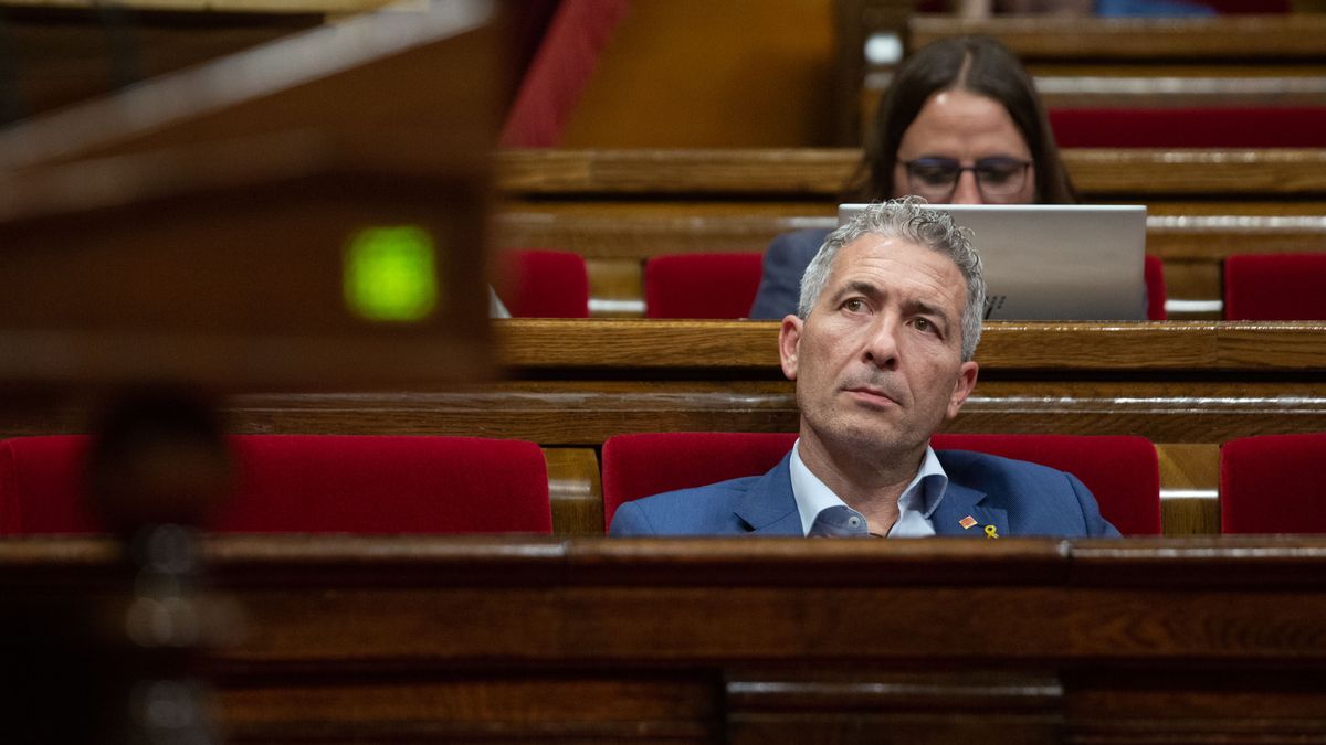 La Fiscalía de Cataluña rechaza las denuncias contra el conseller de Educación por el 25% de castellano La Fiscalía de Cataluña rechaza las denuncias contra el conseller de Educación por el 25% de castellano