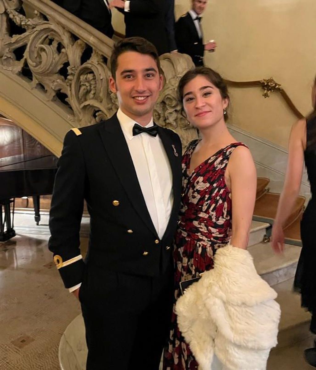 Luis y Paula en un acto de la Armada en Barcelona.