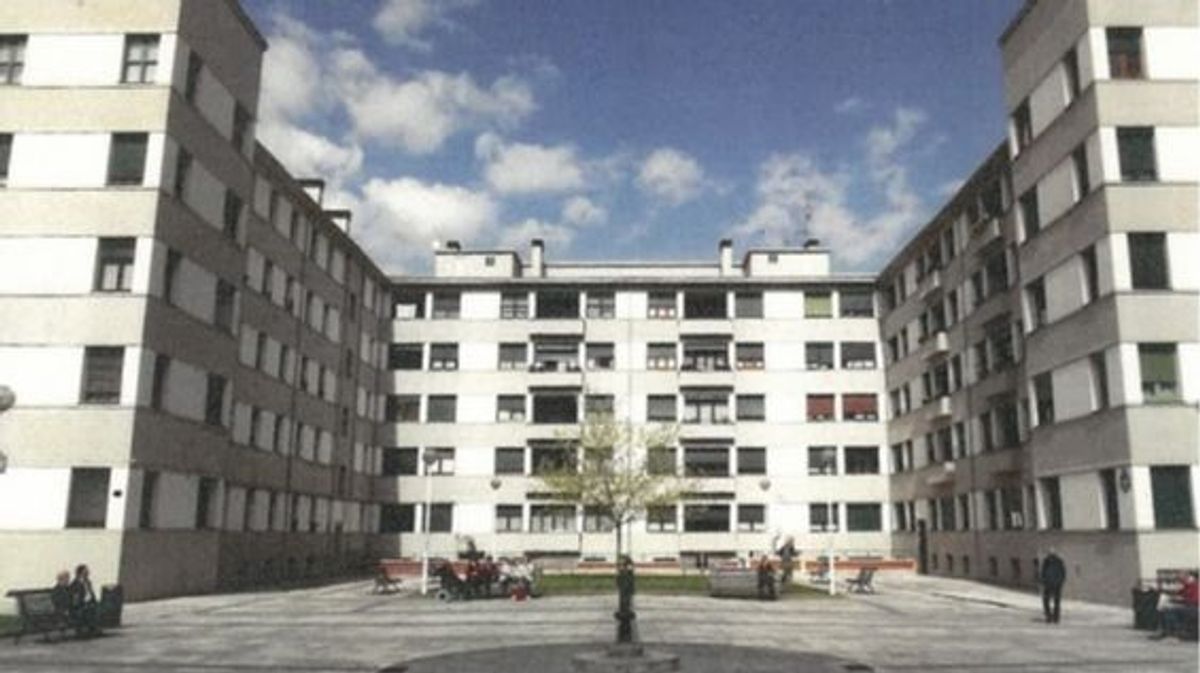 Viendas sociales en Solokoetxe, Bilbao. Viendas sociales en Solokoetxe, Bilbao.