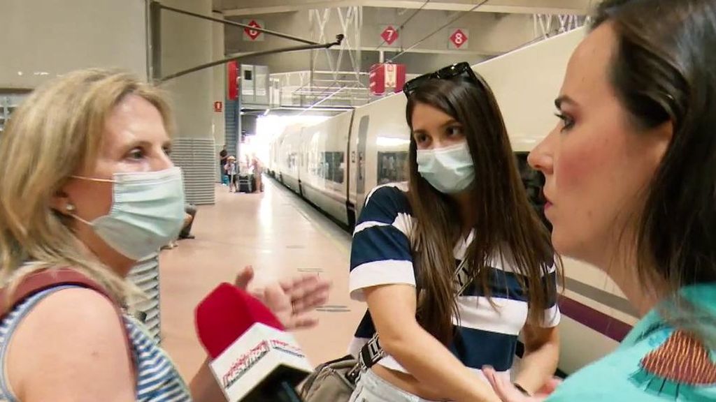 Indignación máxima entre los pasajeros del tren rápido entre Badajoz y Madrid: "Es una vergüenza"