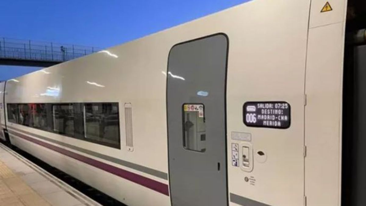 Renfe reduce un 50% el precio de los billetes mientras busca una solución al tren extremeño