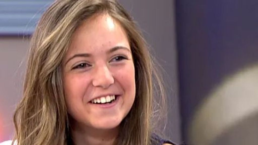 Ana Mena adolescente