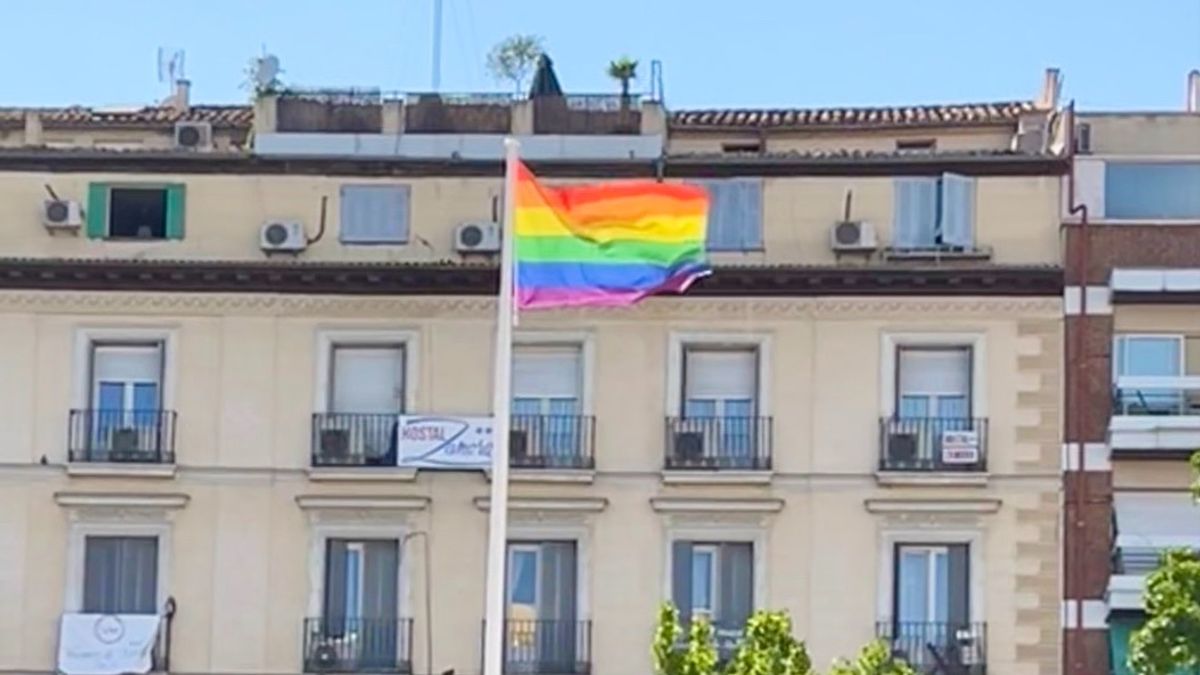 bandera lgtbi bandera lgtbi