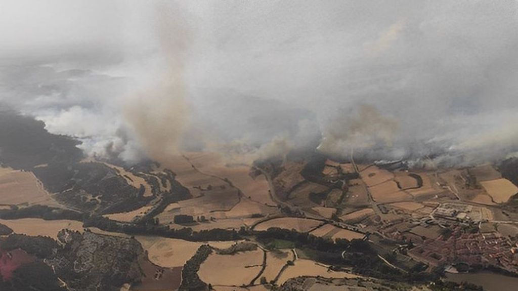 Desalojados varios pueblos en Burgos por un incendio