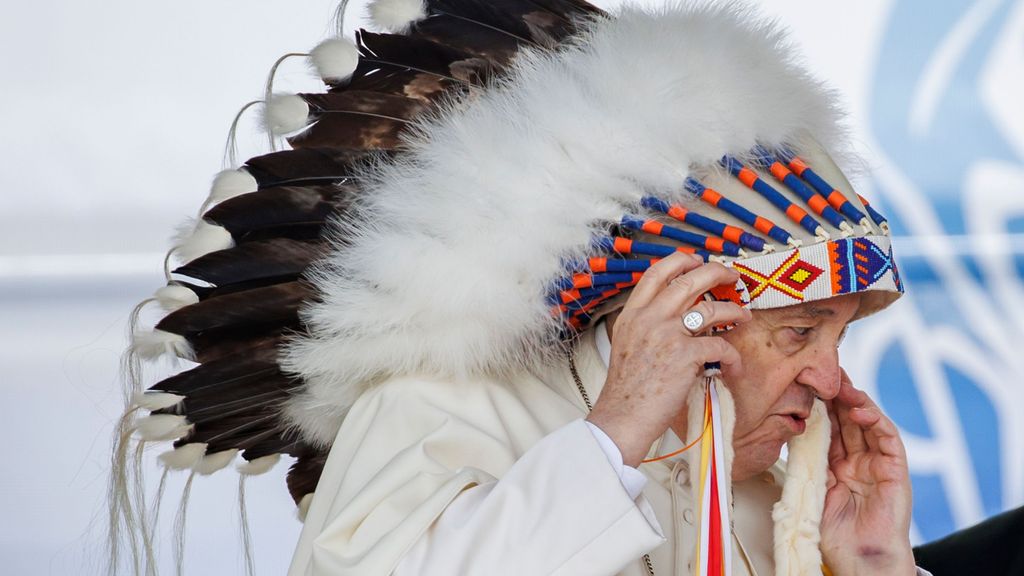El Papa Francisco pide perdón a los indígenas canadienses