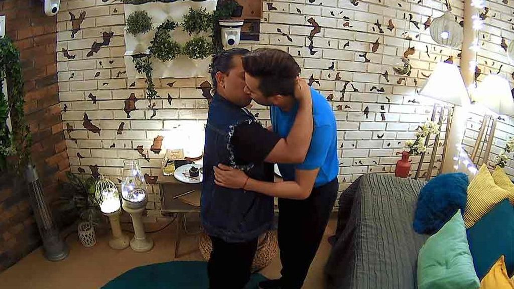 Catriel y Leomar durante su cita en 'First Dates'