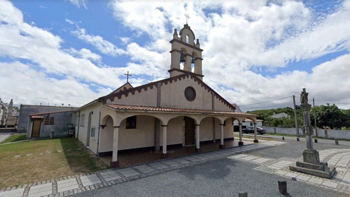 Roban en una iglesia de Oleiros la corona de la Virgen de Santa Ana Roban en una iglesia de Oleiros la corona de la Virgen de Santa Ana