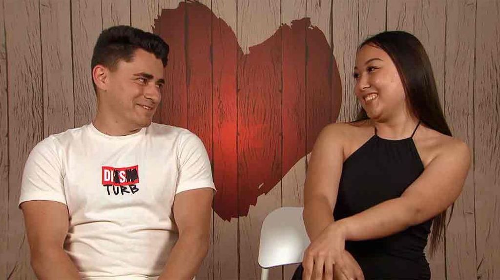 Clara y Ruslán durante su paso por 'First Dates'