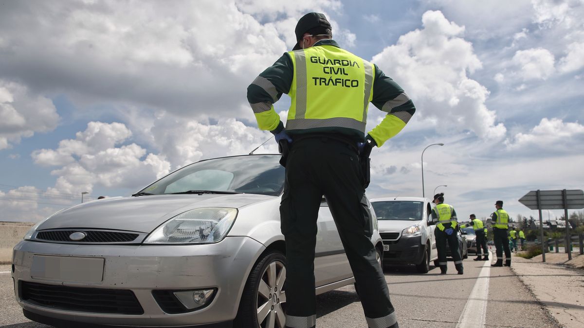 Guardia civil tráfico Guardia civil tráfico