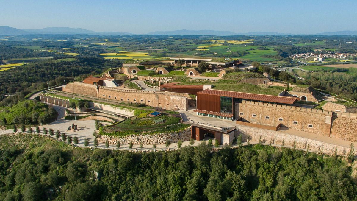 Los Roca crecen: hotel, restaurante y academia en un castillo del siglo XIX Los Roca crecen: hotel, restaurante y academia en un castillo del siglo XIX
