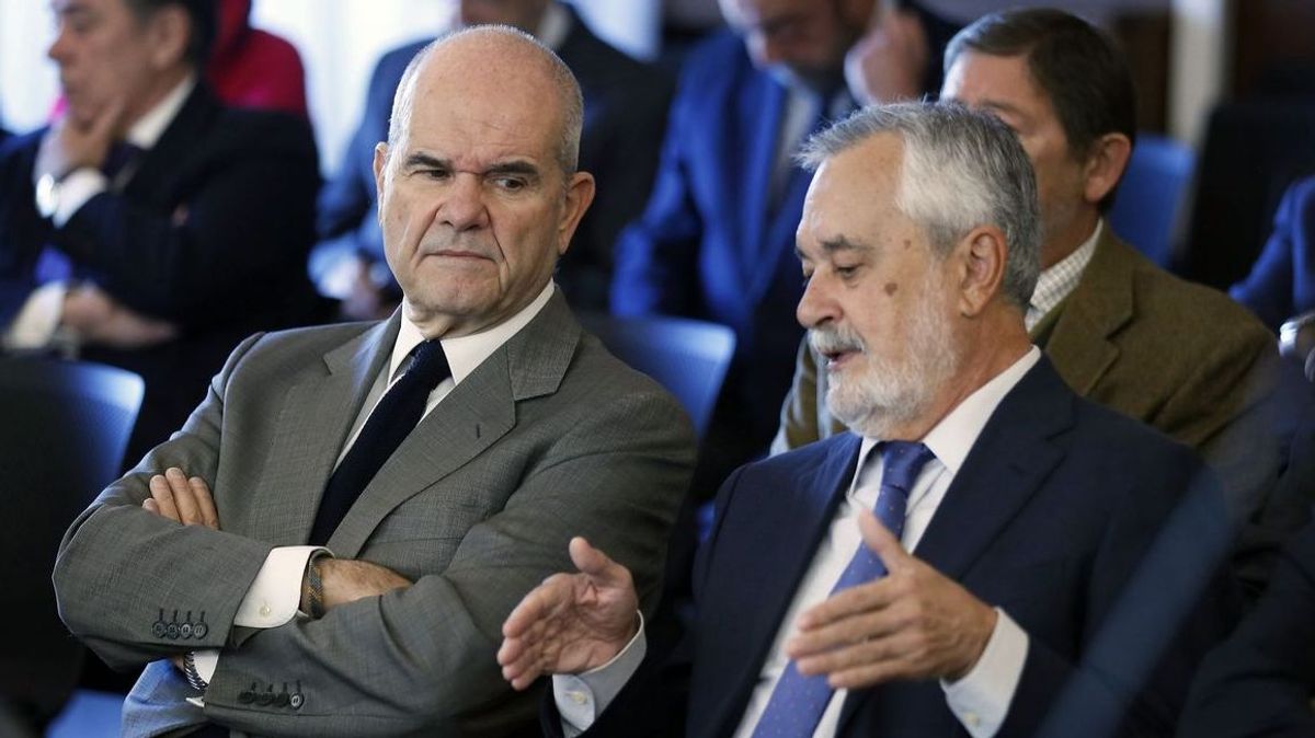 Manuel Chavez y José Antonio Griñán , expresidentes de la Junta de Andalucía, implicados en el caso de los ERE