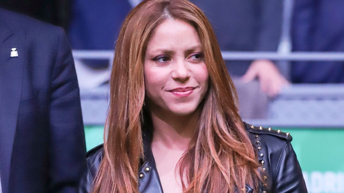 Shakira Shakira