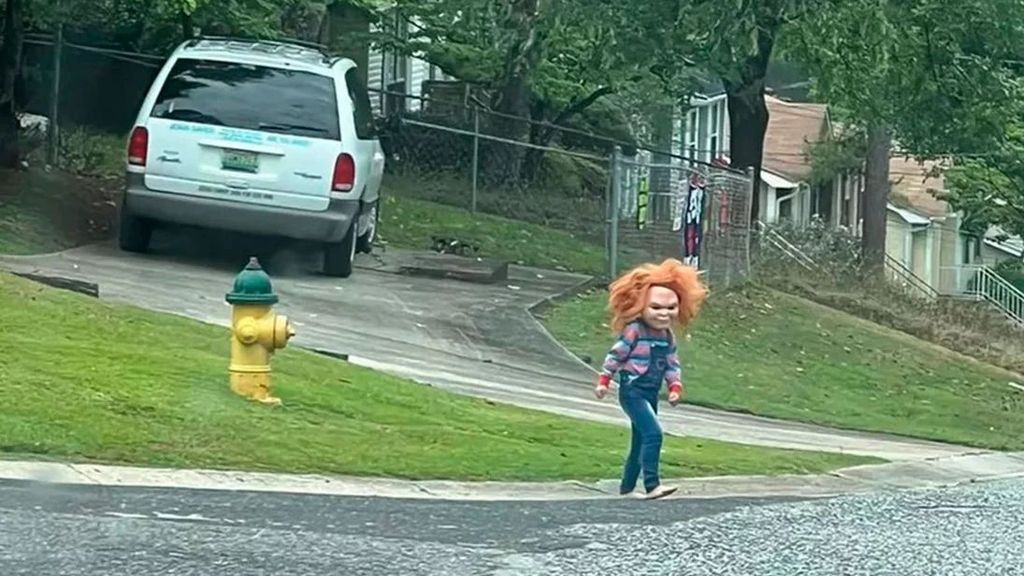 Un niño de cinco años se pasea por su barrio vestido de Chuky y genera terorr