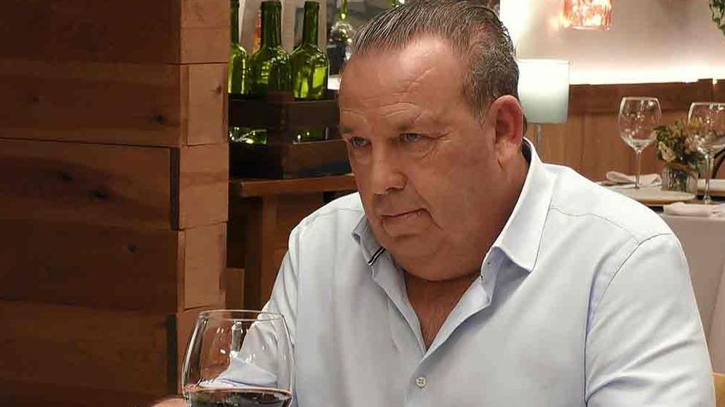 Antonio traga saliva ante los planes de futuro de su cita en ‘First Dates’: “Disfrutar del aire”