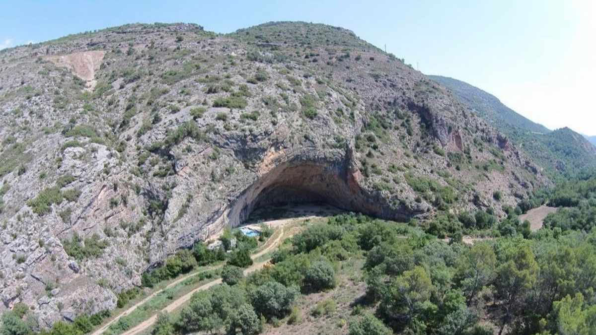 Cova Gran de Santa Linya en Lleida Cova Gran de Santa Linya en Lleida