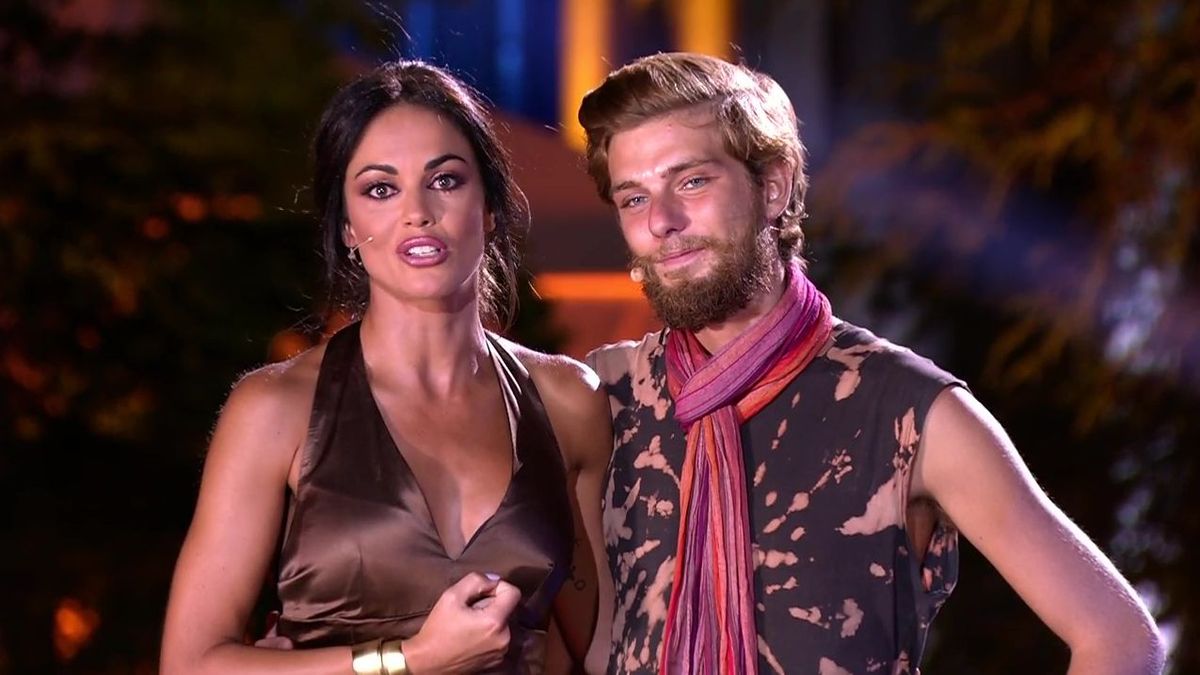 Las Lágrimas de Lara Álvarez al reencontrarse con los concursantes en la gran final de 'Supervivientes': "No quiero llorar"