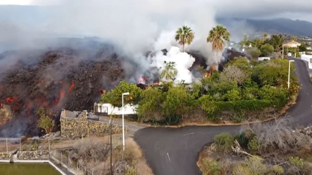 Algunos puntos de La Palma continúan registrando elevadas concentraciones de gas