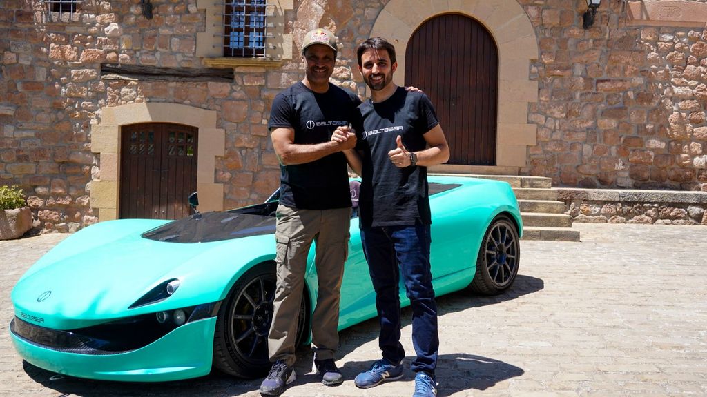 BALTASAR LÓPEZ CON EL REVOLT Y NASSER AL ATTIYAH FOTO BALTASAR