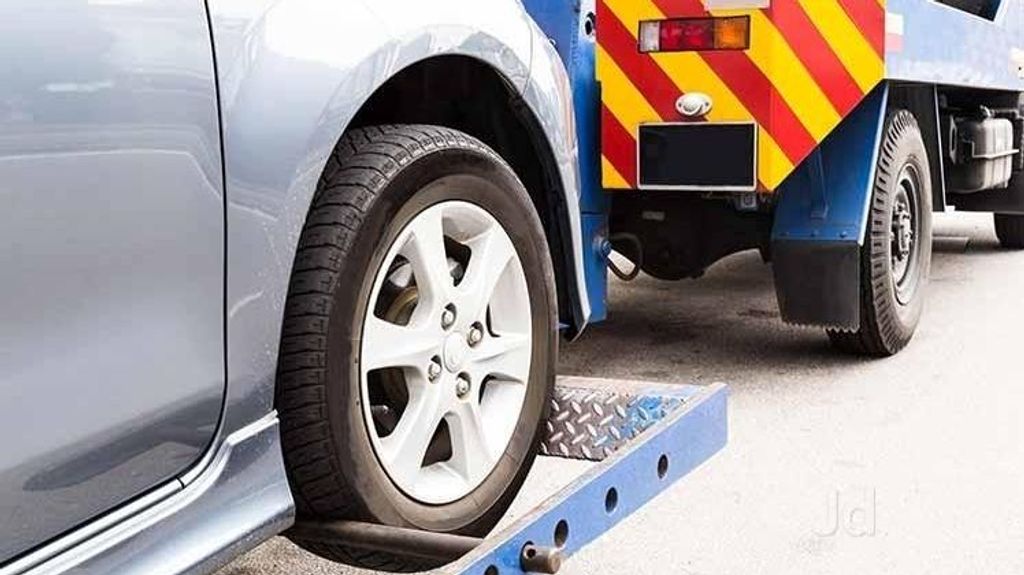 EL EJE DE TRACCIÓN DE UN ELÉCTRICO SIEMPRE DEBE IR ELEVADO EN CASO DE INCIDENCIA FOTO CARFAX