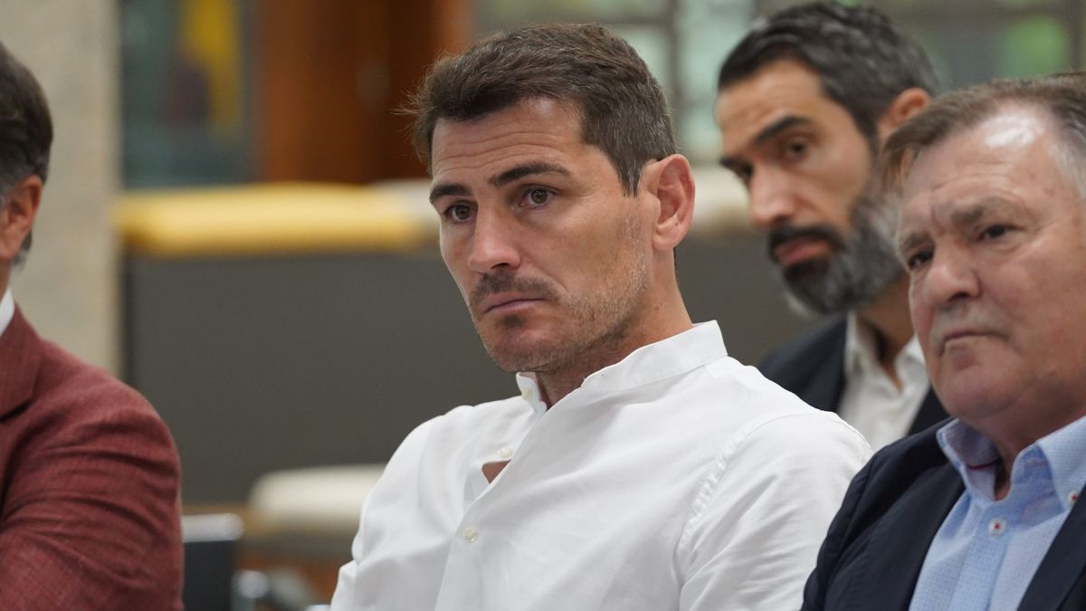 Iker Casillas amplía sus negocios fuera del campo: invierte en la herramienta de gestión de clubes, Clupik