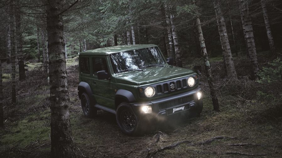 SUS CAPACIDADES PARA CIRCULAR POR CAMPO SON ESPECTACULARES FOTO SUZUKI