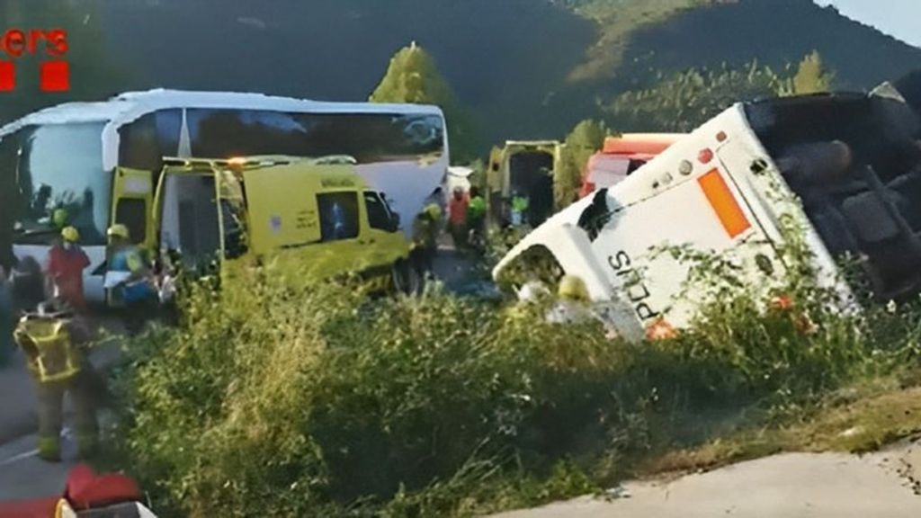 Una veintena de heridos en un accidente de autocar en Barcelona
