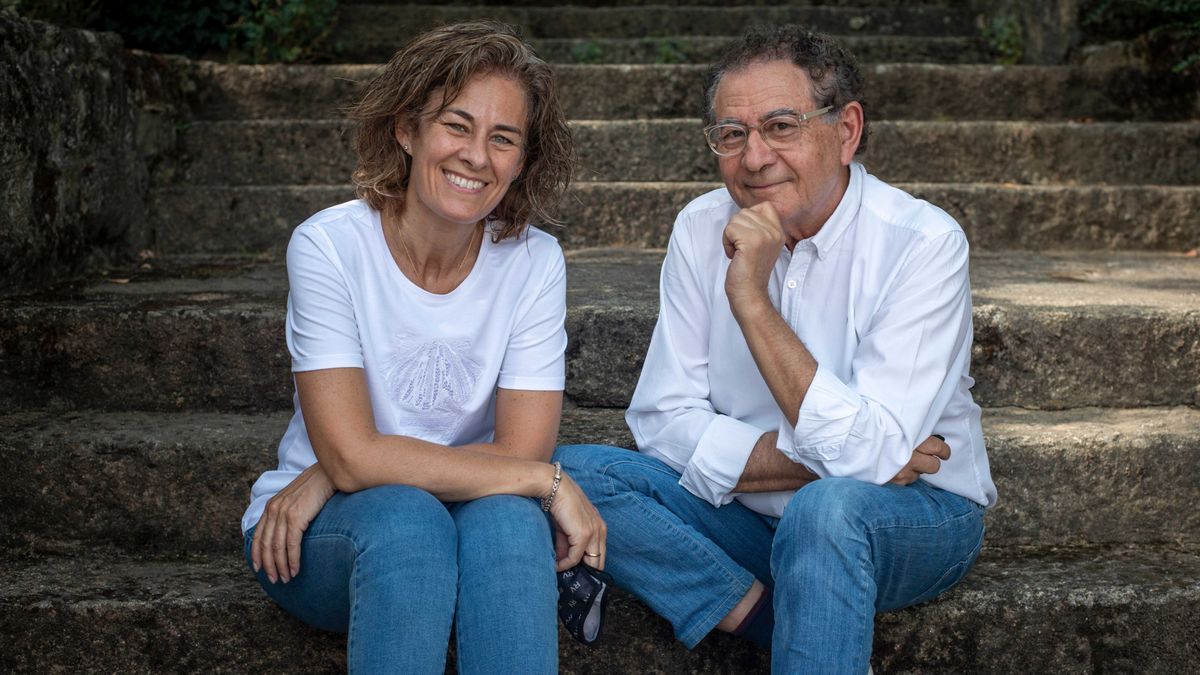 Cristina Mariño, hija de Roberto Verino y directora de Marca de la firma, y su padre, diseñador y fundador de la firma homónima Cristina Mariño, hija de Roberto Verino y directora de Marca de la firma, y su padre, diseñador y fundador de la firma homónima