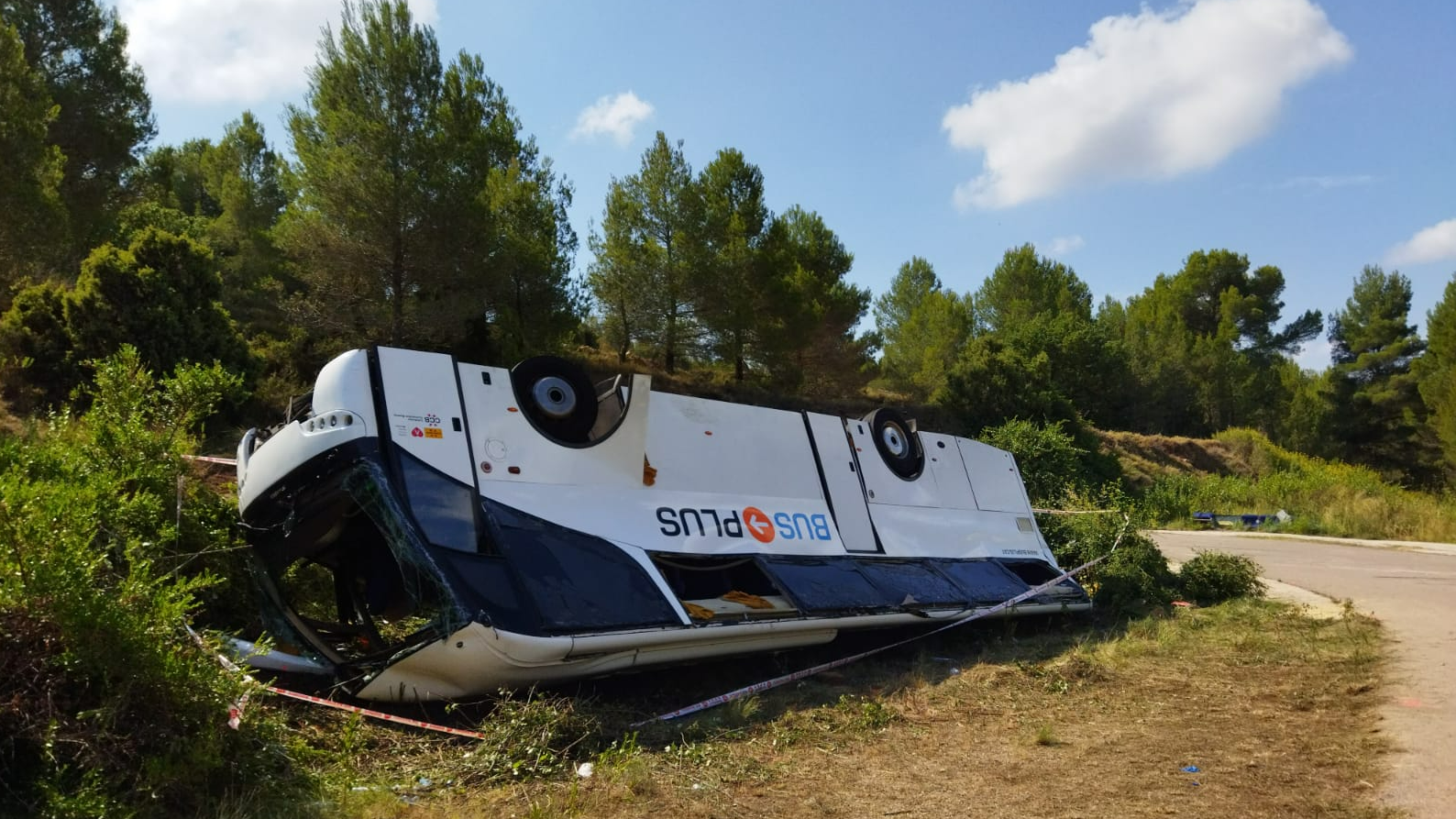 El mal estado de la carretera por las fuertes lluvias pudo ser la causa del accidente de autobús de Rubió