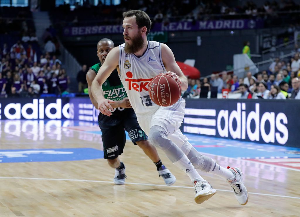 Archivo - El base Sergio Rodríguez en su anterior etapa en el Real Madrid.