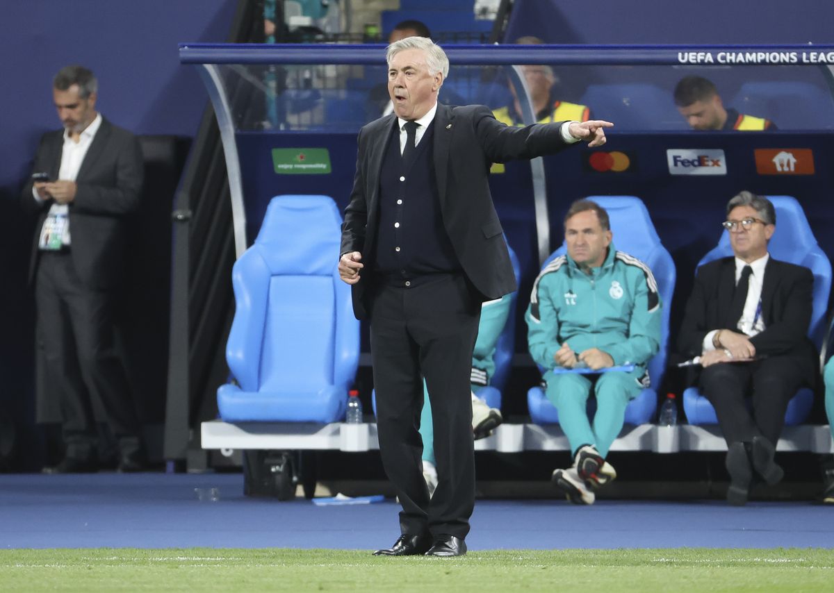 Archivo - El entrenador del Real Madrid, Carlo Ancelotti, durante un partido con el Real Madrid Archivo - El entrenador del Real Madrid, Carlo Ancelotti, durante un partido con el Real Madrid
