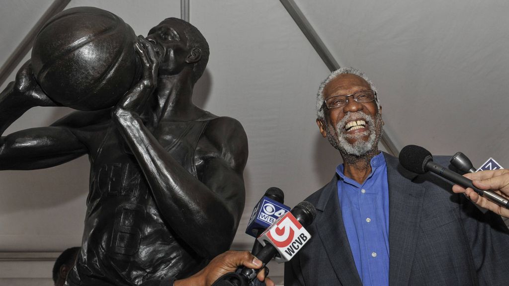 Bill Russell, legend of the Boston Celtics, dies at 88: the player with the most rings in history