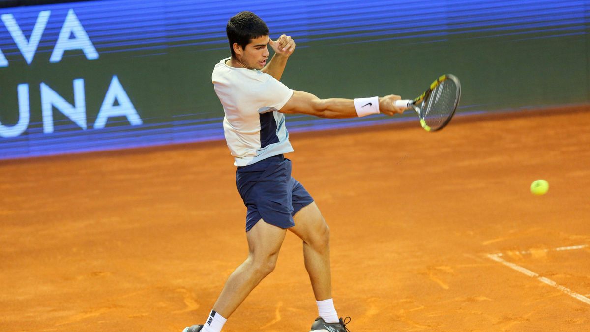 Carlos Alcaraz cae derrotado en la final del tornero de Umag: es la segunda final que pierde en una semana