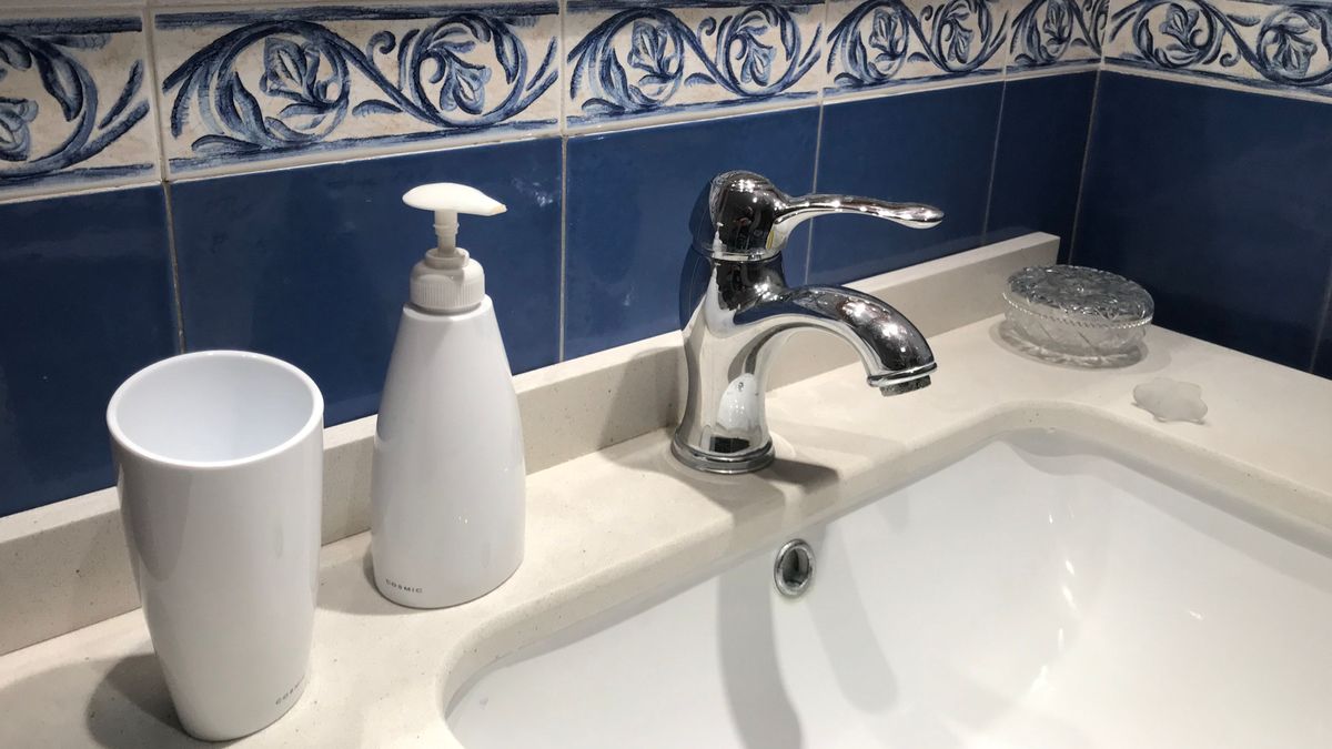 Restricciones nocturnas de agua en diez municipios onubenses. Restricciones nocturnas de agua en diez municipios onubenses.