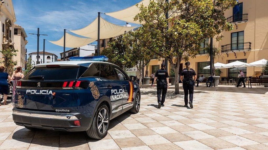 Detenidos dos miembros de una red criminal por robar en casas vacacionales de Fuengirola