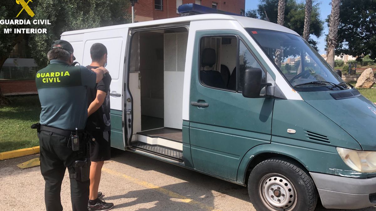 Detenidos en Valencia dos fugitivos buscados en Luxemburgo por varios delitos Detenidos en Valencia dos fugitivos buscados en Luxemburgo por varios delitos
