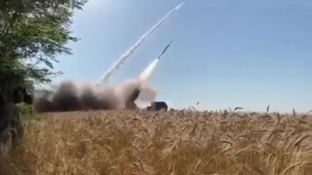 El poder de la artillería rusa arrincona a los combatientes ucranianos