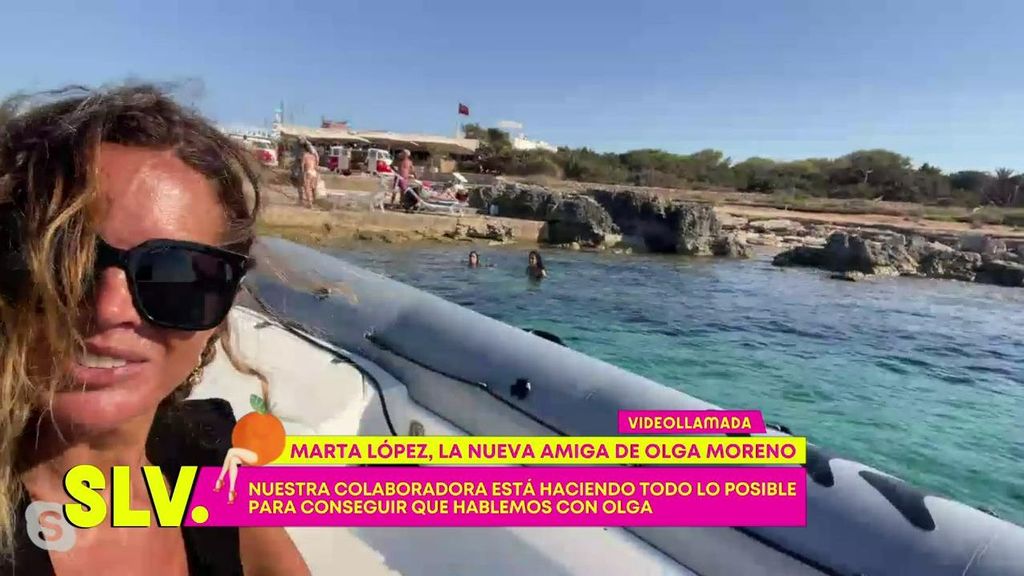 Marta López persigue a Olga Moreno por Ibiza
