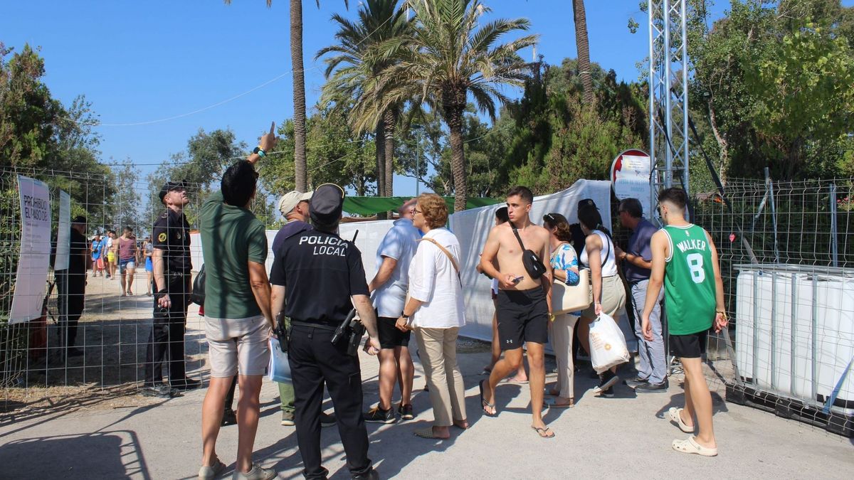 Atendidas otras tres jóvenes en Castellón tras afirmar haber recibido un pinchazo en el Arenal Sound Atendidas otras tres jóvenes en Castellón tras afirmar haber recibido un pinchazo en el Arenal Sound