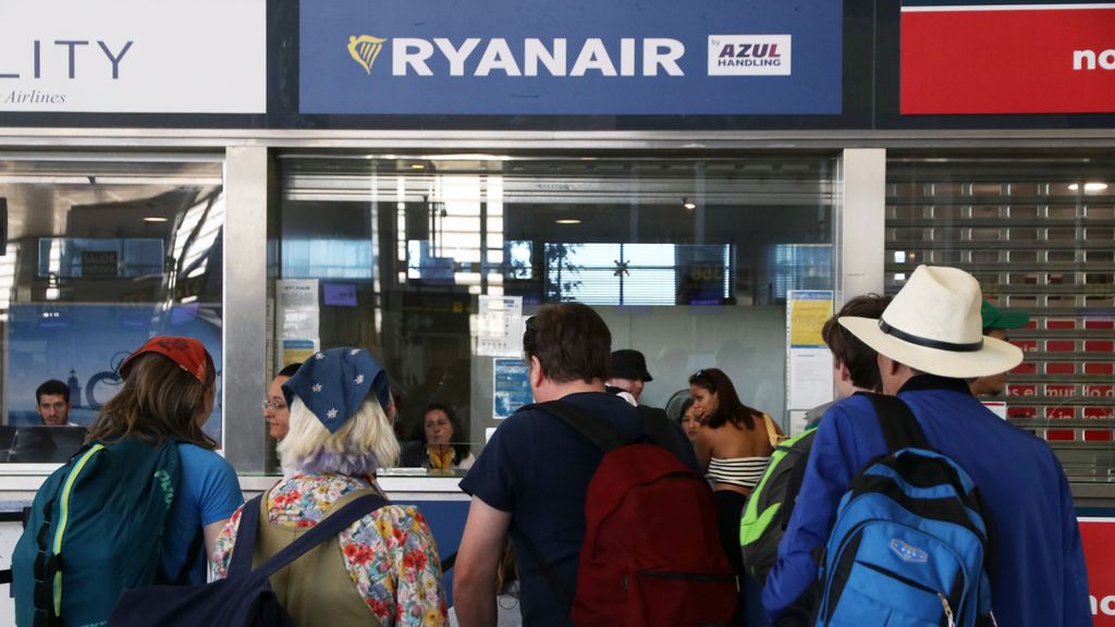 Huelga de Ryanair en agosto: los aeropuertos de Alicante y Valencia tendrán unos servicios mínimos del 83% y 81%