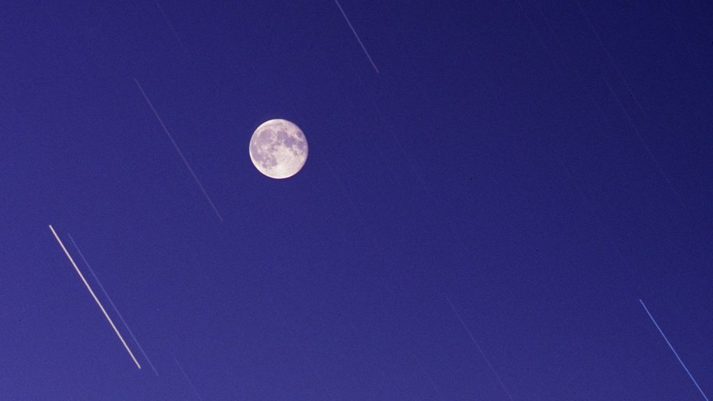 La luna llena de agosto 2022 coincidirá con las Perseidas