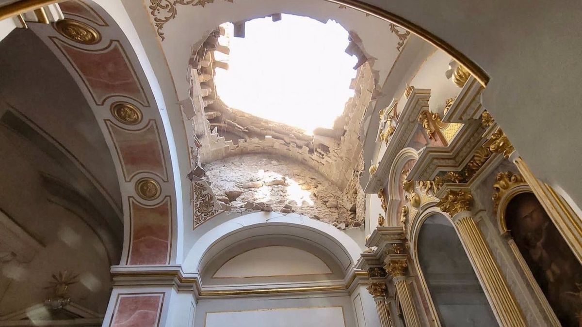 Se derrumba parte de la cúpula de la iglesia del municipio valenciano de Sollana