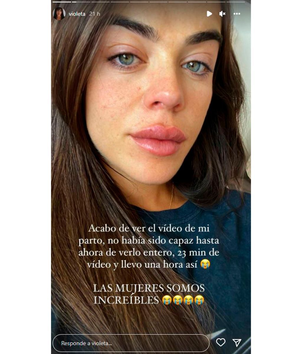 Violeta Mangriñán, emocionada al ver el vídeo de su parto