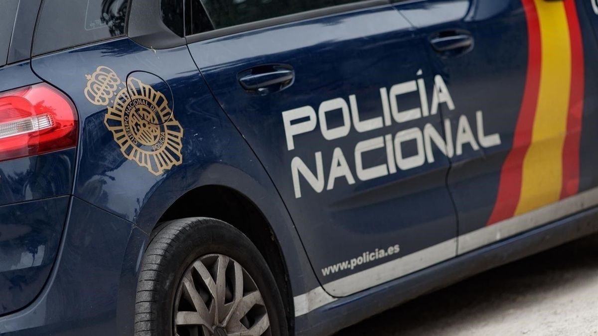 Imagen de archivo de un coche de la Policía Nacional. Imagen de archivo de un coche de la Policía Nacional.