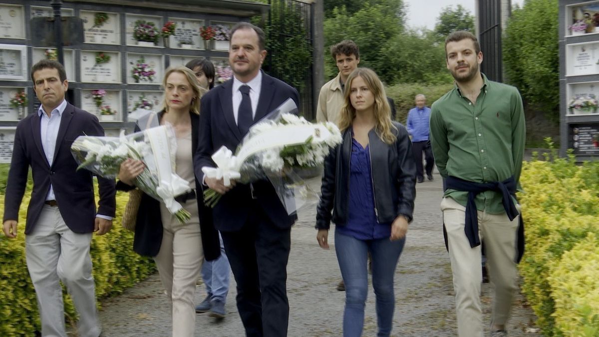 Homenaje del PP al que fuera concejal de esta formación en Durango, Jesús María Pedrosa, asesinado por ETA el 4 de junio de 2000 Homenaje del PP al que fuera concejal de esta formación en Durango, Jesús María Pedrosa, asesinado por ETA el 4 de junio de 2000